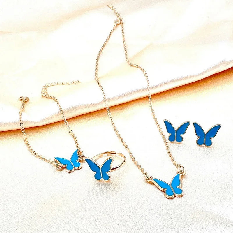 Conjunto de 4 peças de joias requintadas com pingente de borboleta esmaltado feminino