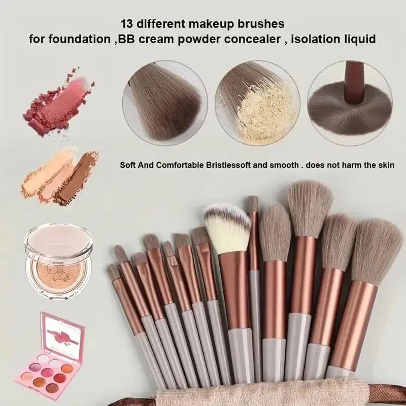 Conjunto de pincéis de maquiagem macios e fofos, profissionais, cosméticos.